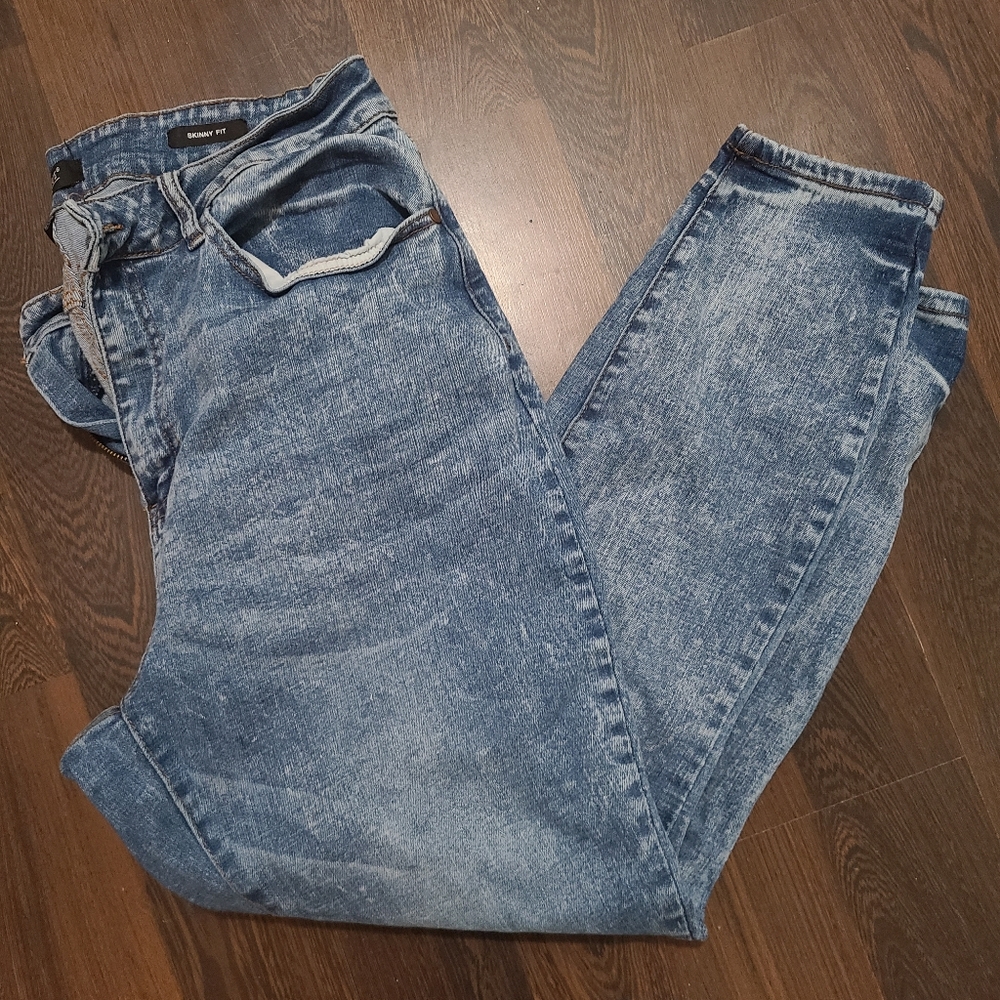 Judy Blue Acid Wash Skinny Jeans